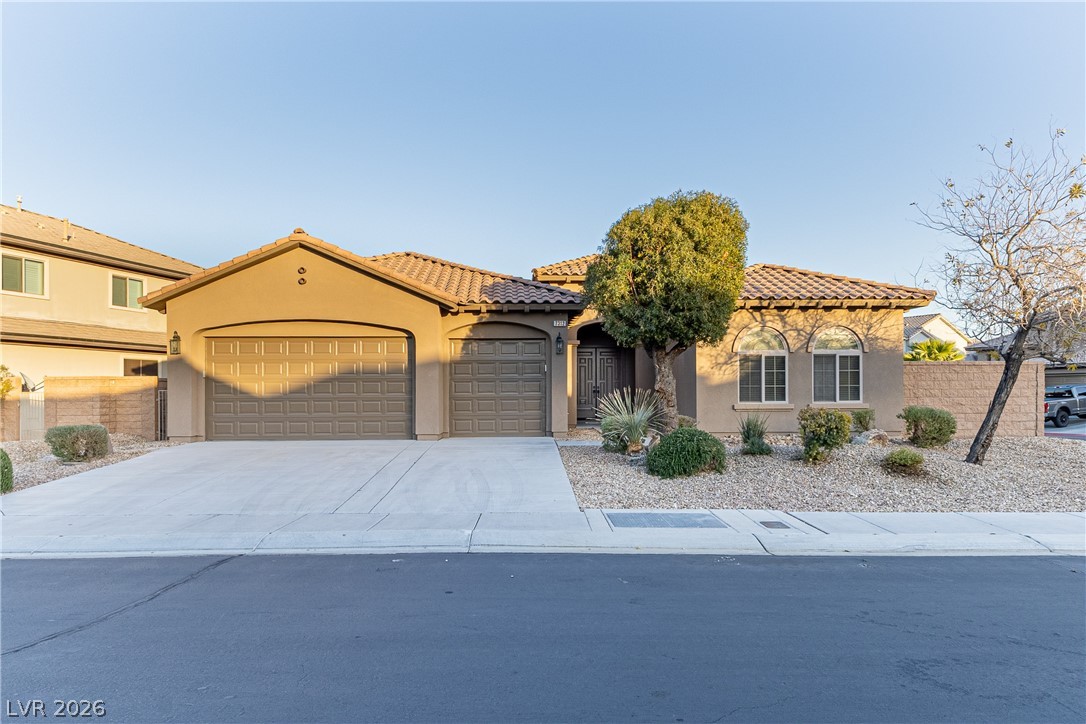 7312 Pinfeather Way