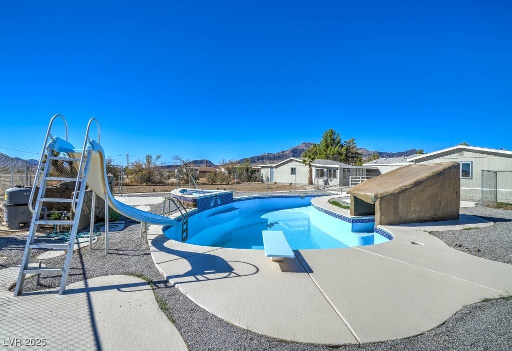 2101 McMurray Drive