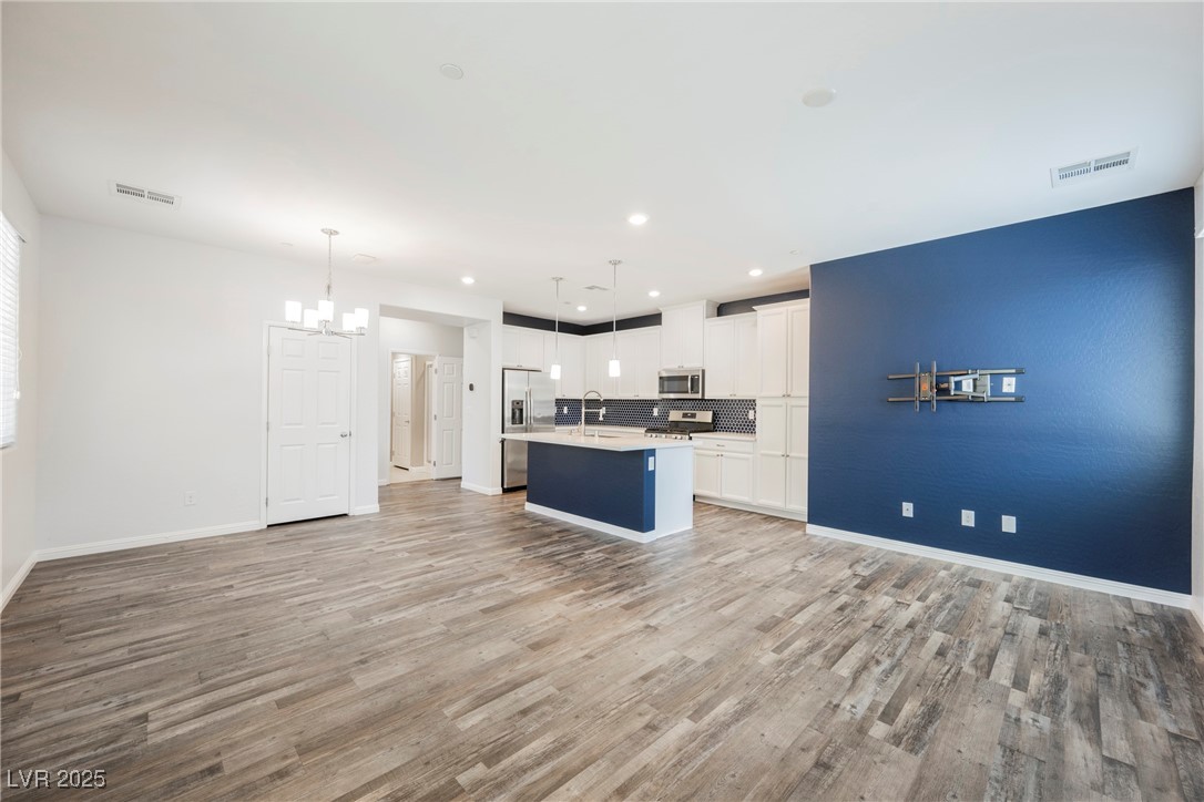 8493 Insignia Avenue 102