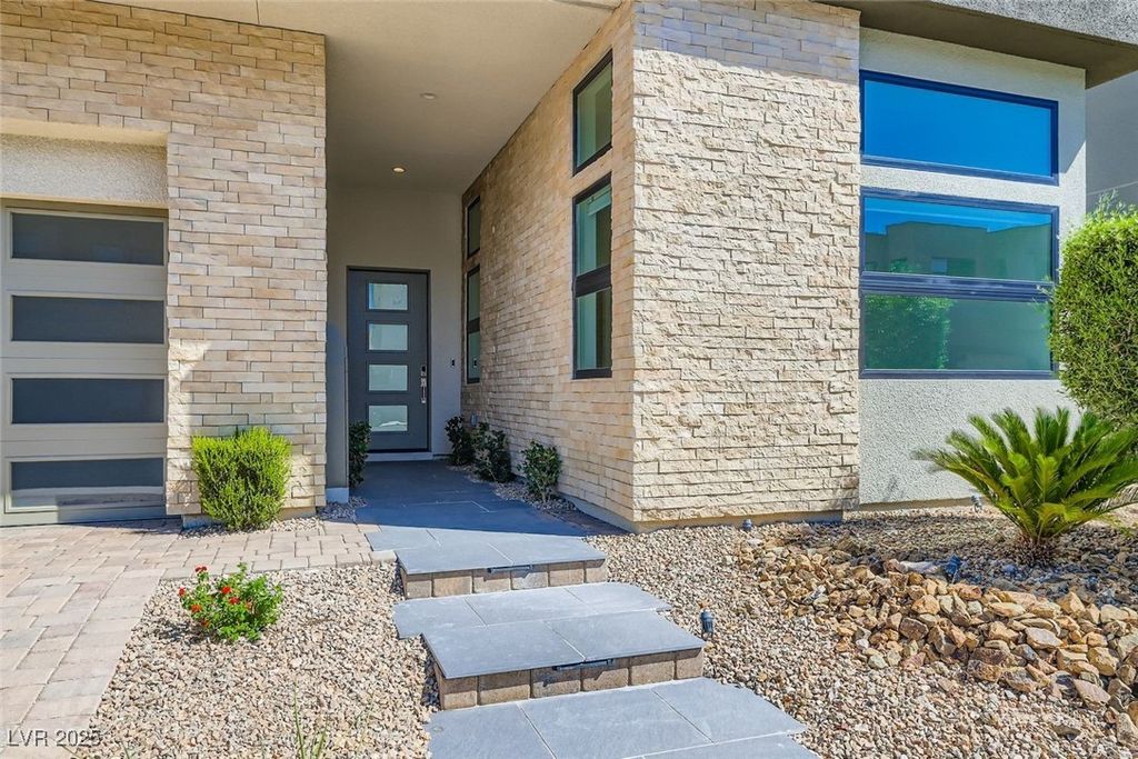 Photo of 10748 Steel Ridge Court, Las Vegas, NV 89135 (MLS # 2715664)