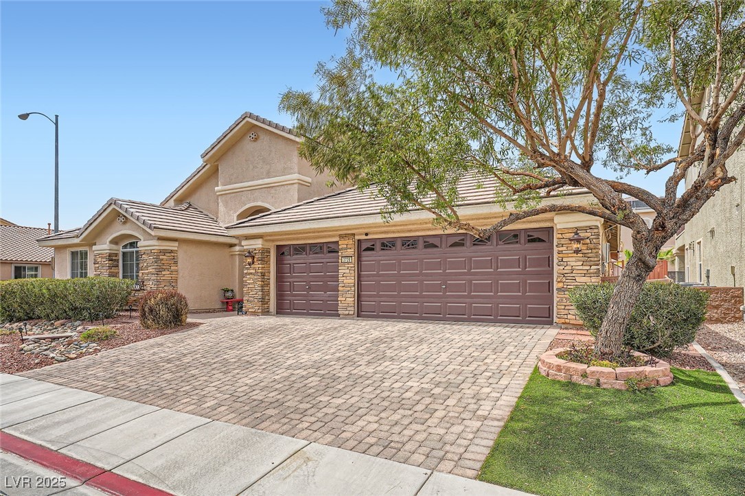 3728 Granada Gorge Lane, North Las Vegas, Nevada image 2