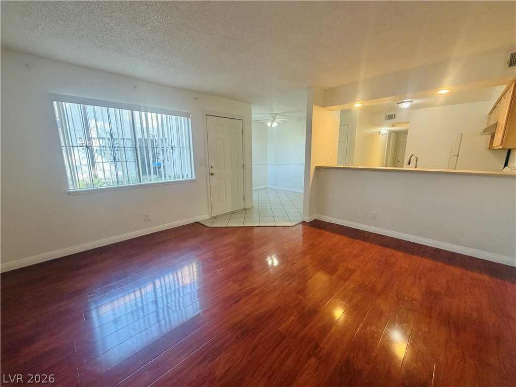 4264 Tara Avenue 1(A)