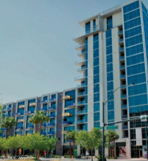 Photo of 353 E Bonneville Avenue #515, Las Vegas, NV 89101 (MLS # 2761781)