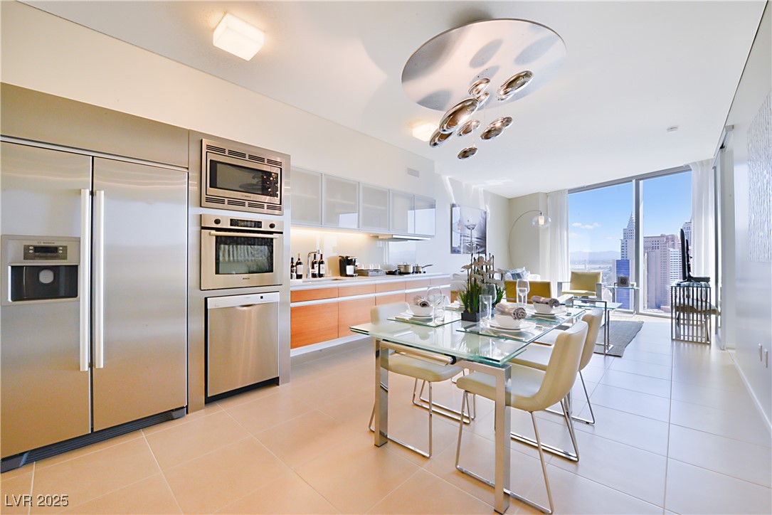 3726 LAS VEGAS Boulevard 2605