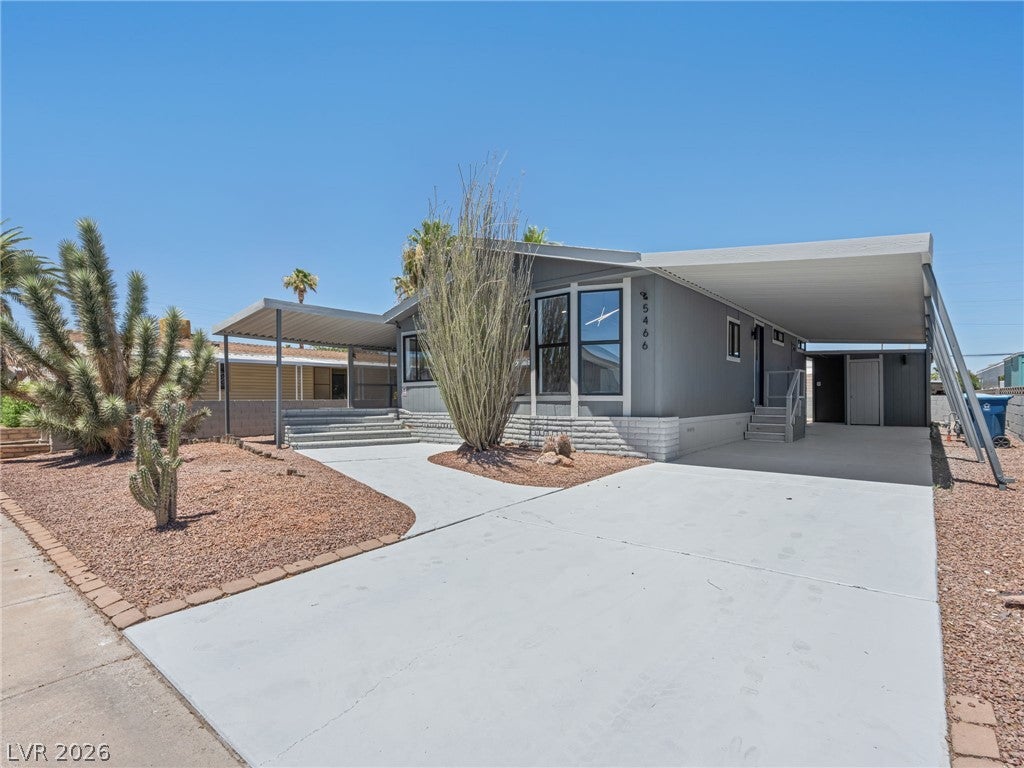 5466 Petaca Road