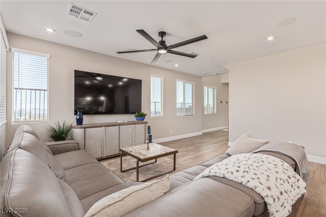 11850 Angle Cliff Avenue