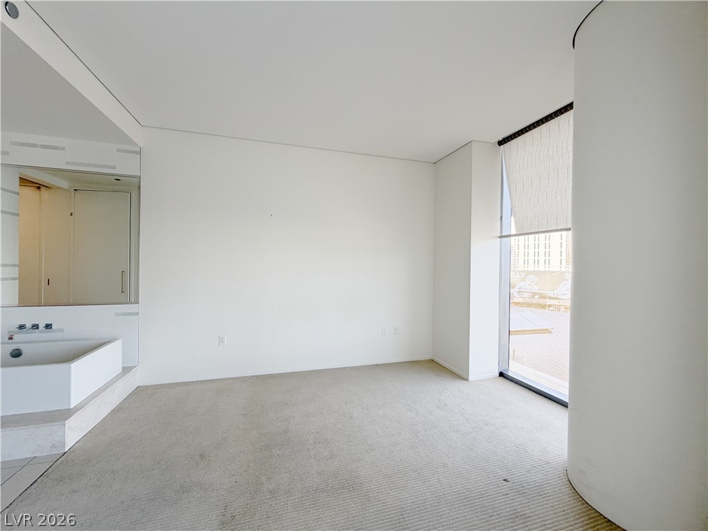 3722 Las Vegas Boulevard 904