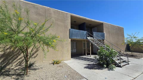 Condo For Rent - 716 N 11th Street #2<br/> Las Vegas, NV 89101