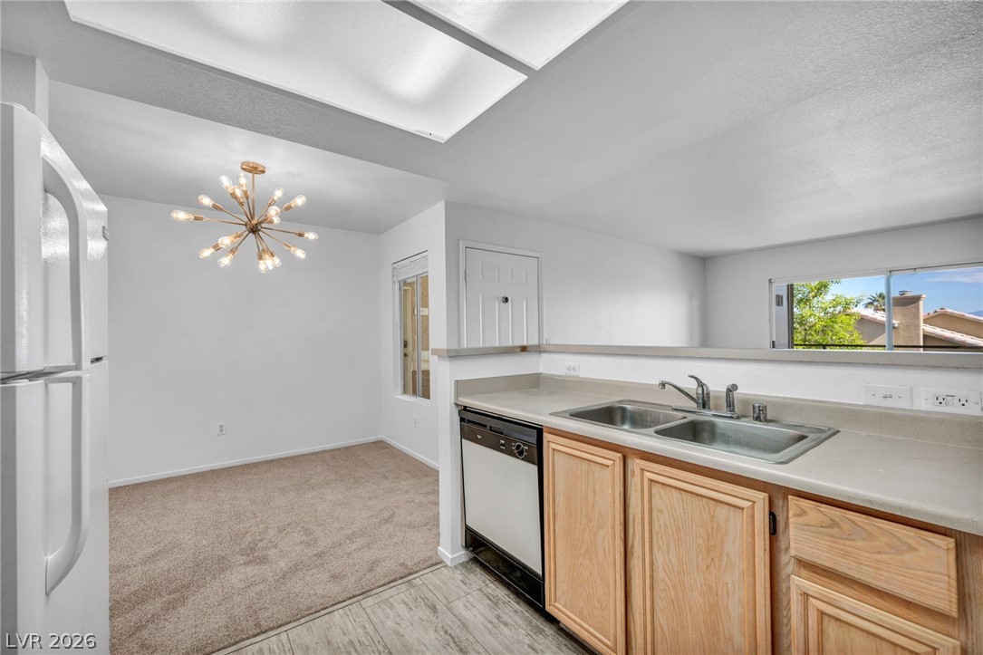 8070 W Russell Road 2060