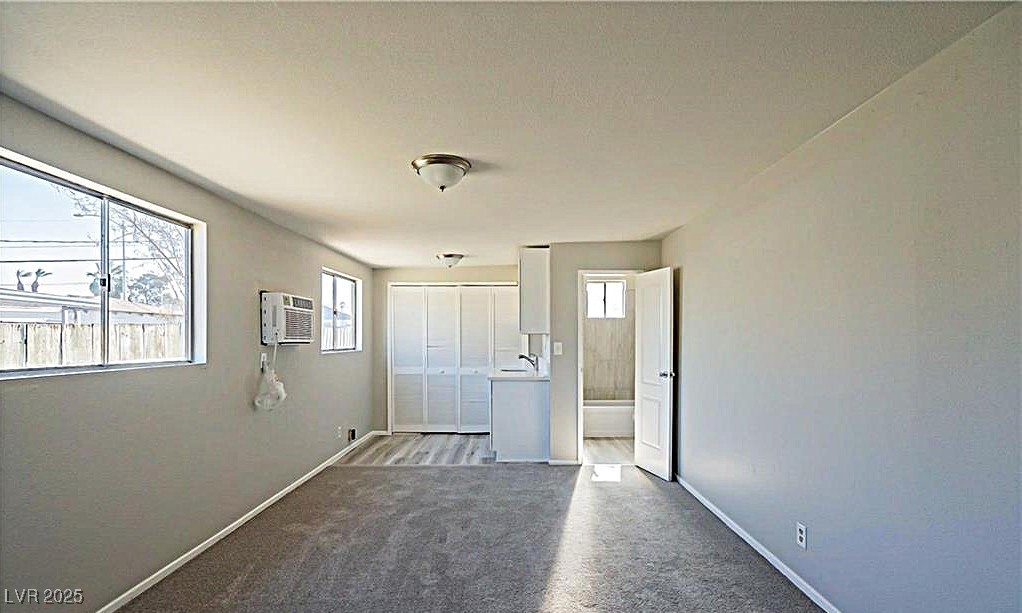Las Vegas, Nevada 89101, United States, 3 Bedrooms Bedrooms, ,2 BathroomsBathrooms,Residential,Active,210723
