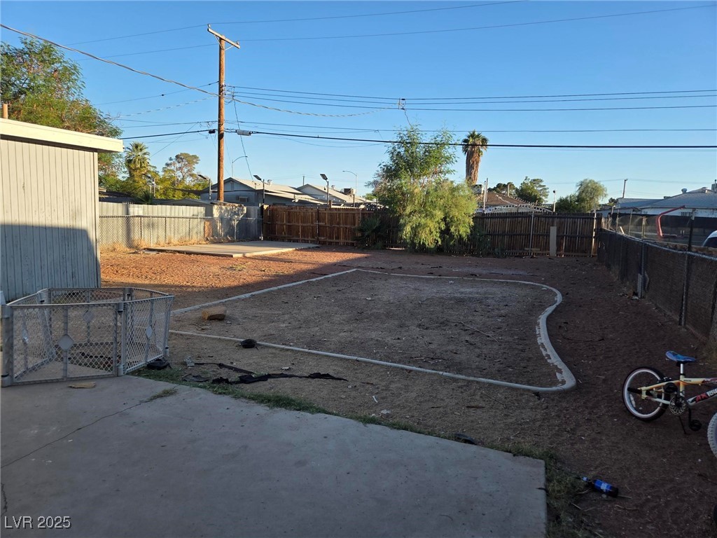 Las Vegas, Nevada 89101, United States, 3 Bedrooms Bedrooms, ,2 BathroomsBathrooms,Residential,Active,210723