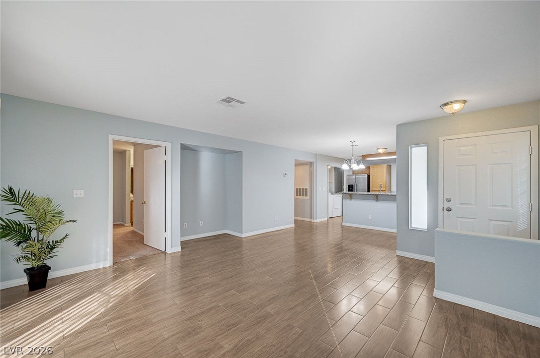 3125 N Buffalo Drive 1145