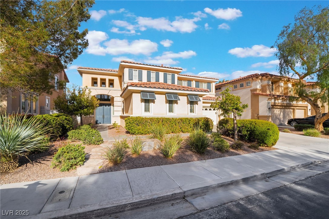 2894 Carmelo Drive