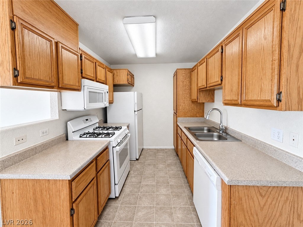 4730 E Craig Road 2068