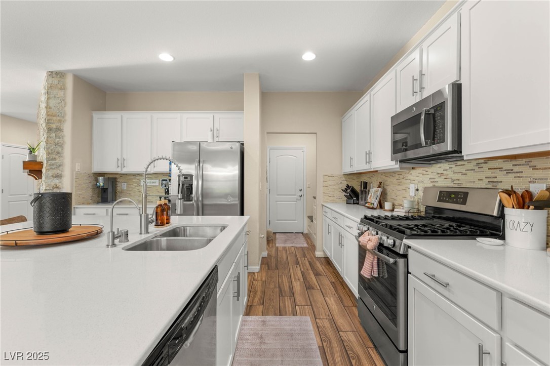 Las Vegas, Nevada 89141, United States, 3 Bedrooms Bedrooms, ,2 BathroomsBathrooms,Residential,Active,182352