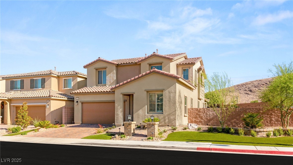 Las Vegas, Nevada 89141, United States, 3 Bedrooms Bedrooms, ,2 BathroomsBathrooms,Residential,Active,182352