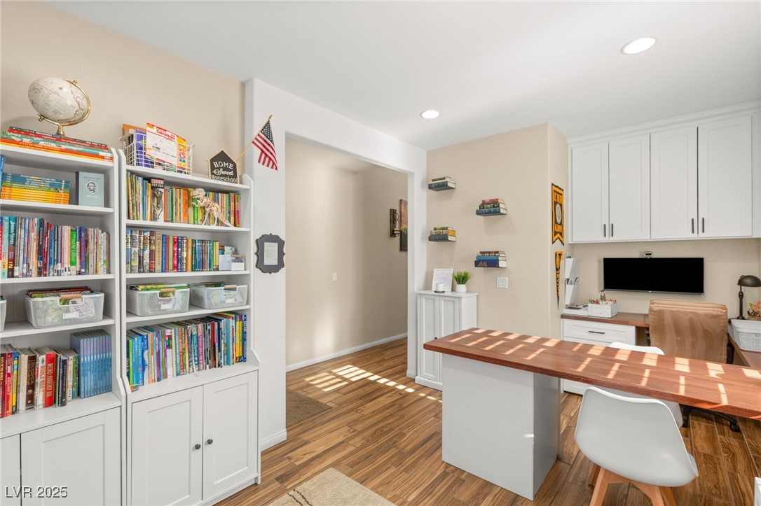 Las Vegas, Nevada 89141, United States, 3 Bedrooms Bedrooms, ,2 BathroomsBathrooms,Residential,Active,182352