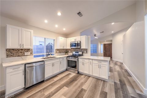 Photo of 8233 W Rochelle Avenue, Las Vegas, NV 89147 (MLS # 2761028)