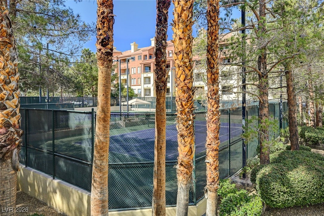 260 E Flamingo Road 319