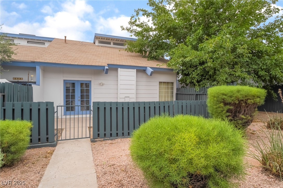 4252 White Sands Avenue