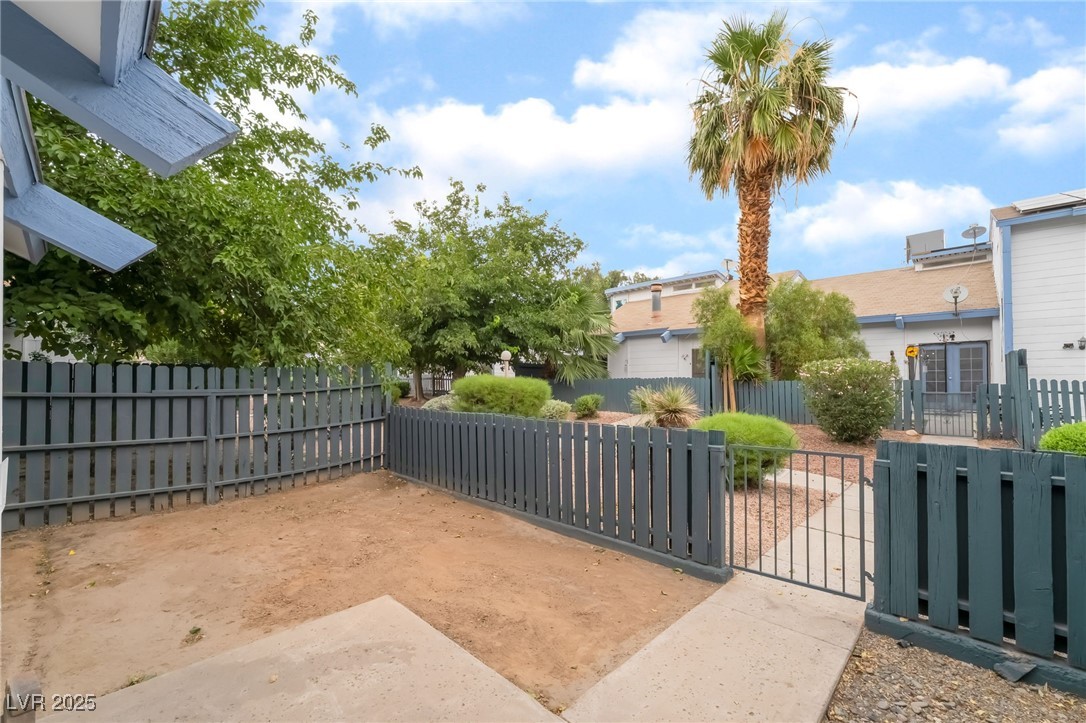 4252 White Sands Avenue