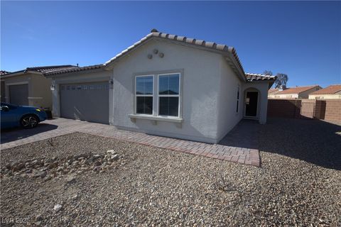 Photo of 624 Desert Senna Avenue, North Las Vegas, NV 89030 (MLS # 2730684) Photo of 624 Desert Senna Avenue, North Las Vegas, NV 89030 (MLS # 2730684)