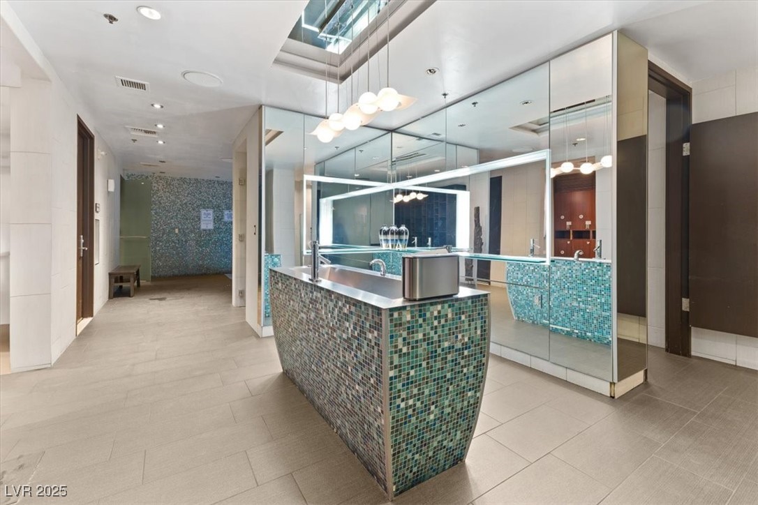 4575 Dean Martin Drive 505