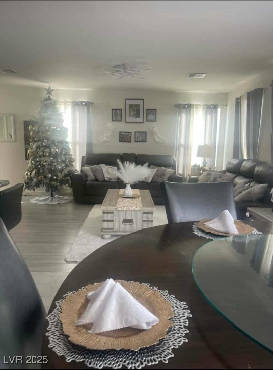 5045 Bloodhound Street