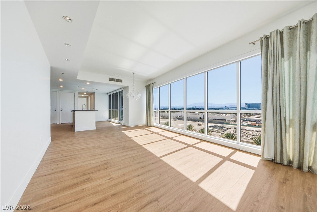 4575 Dean Martin Drive 708