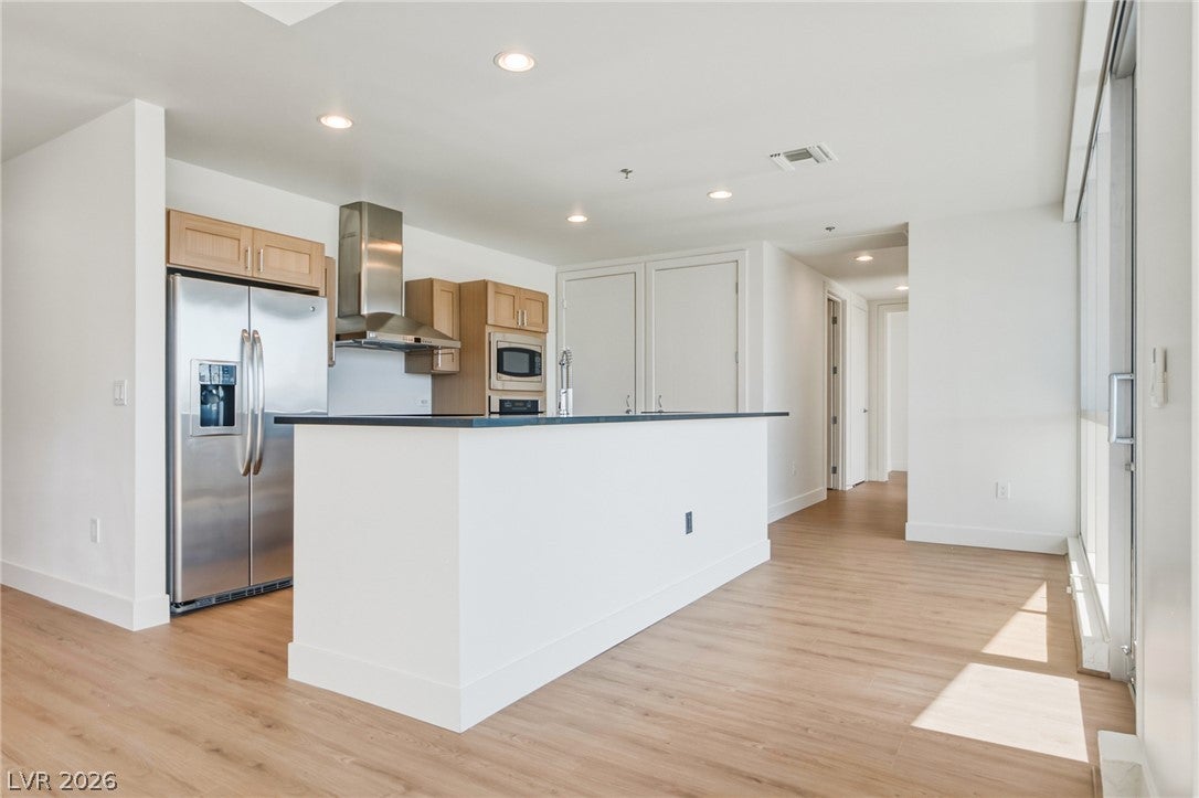4575 Dean Martin Drive 708