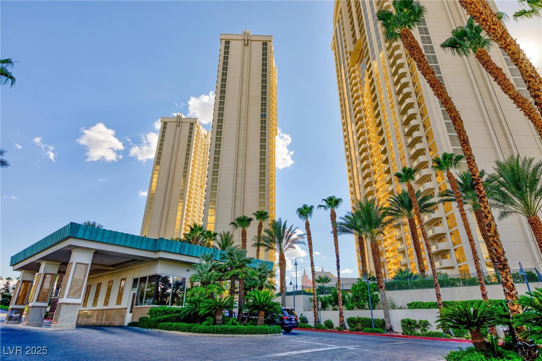 135 E Harmon Avenue 2002 & 2004