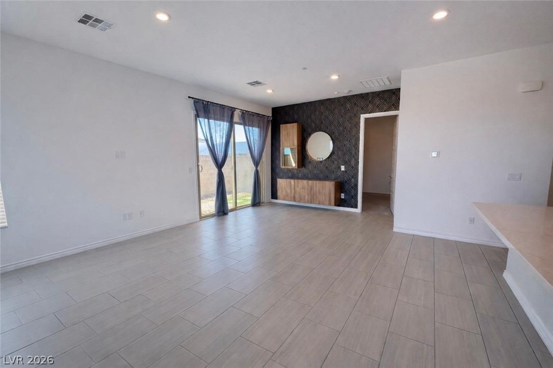 12492 Primrose Grove Lane