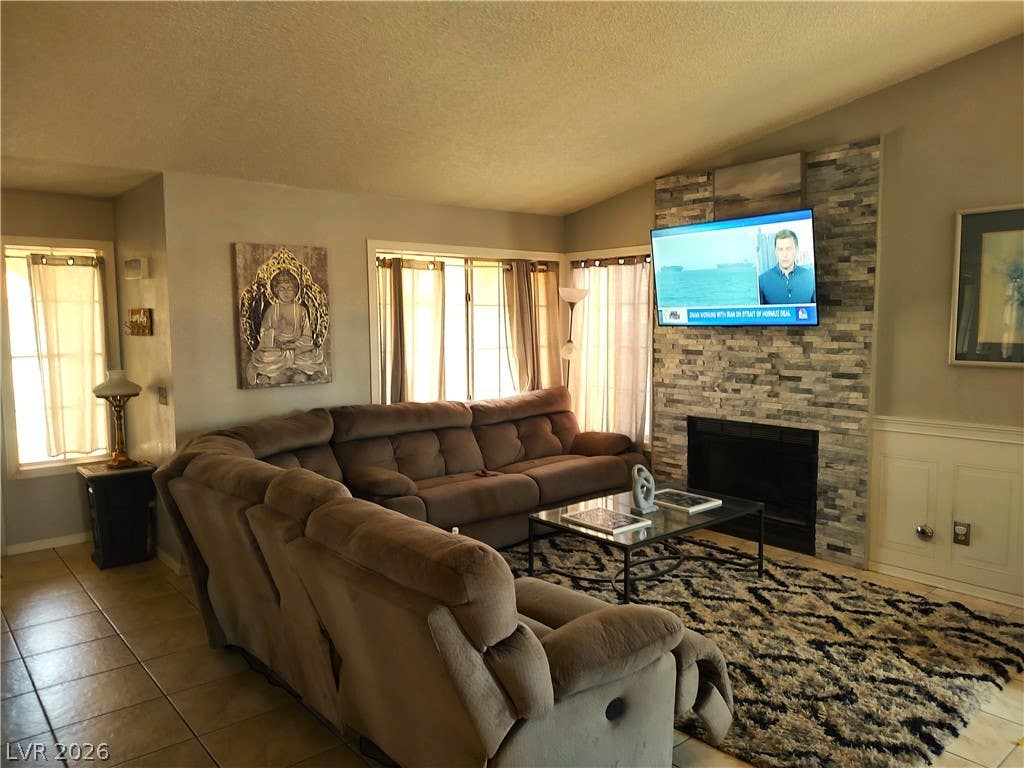 Photo of 2281 Mesa Canyon Drive, Laughlin, NV 89029 (MLS # 2811378)