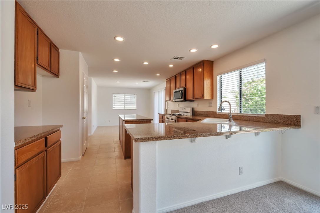 Properties 4 6440 Giant Oak Street
