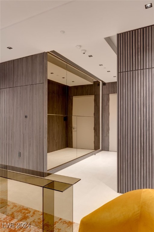 Las Vegas, Nevada 89158, United States, 2 Bedrooms Bedrooms, ,3 BathroomsBathrooms,Residential,Active,27077