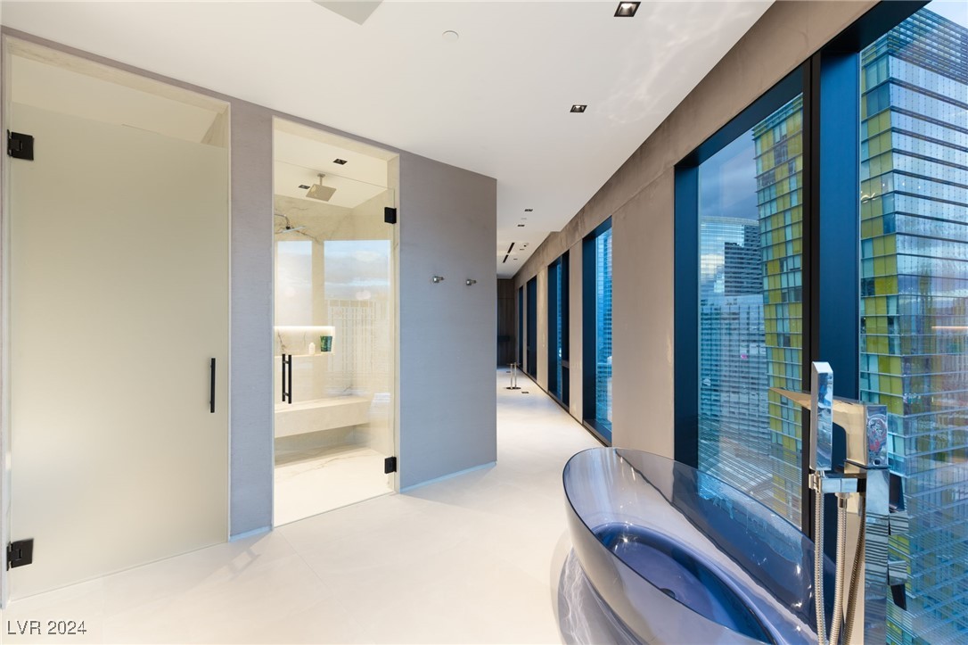 Las Vegas, Nevada 89158, United States, 2 Bedrooms Bedrooms, ,3 BathroomsBathrooms,Residential,Active,27077