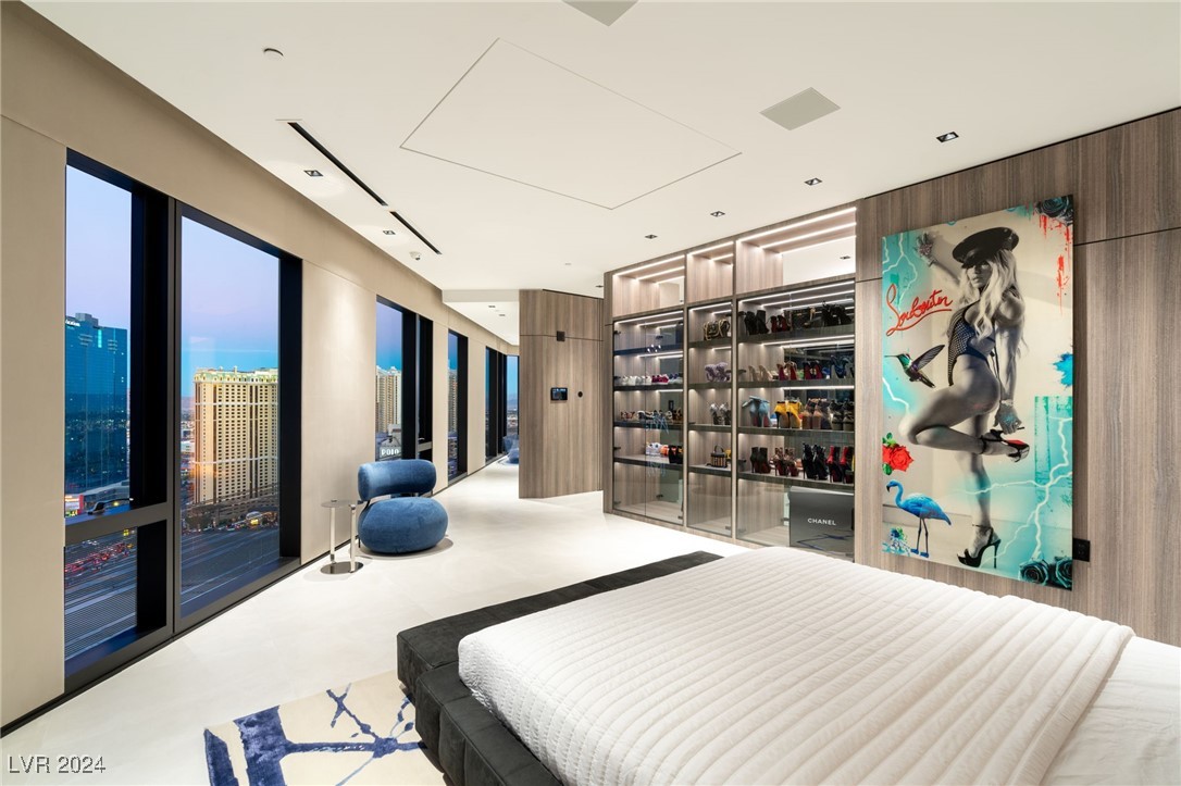 Las Vegas, Nevada 89158, United States, 2 Bedrooms Bedrooms, ,3 BathroomsBathrooms,Residential,Active,27077