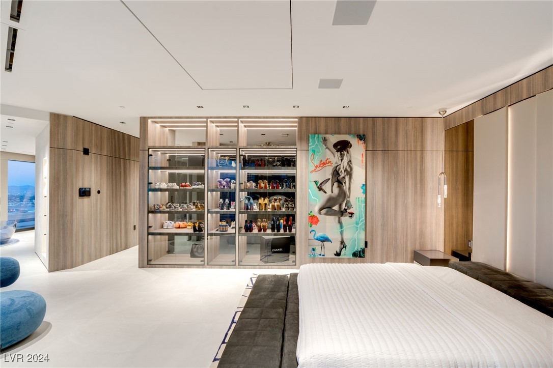 Las Vegas, Nevada 89158, United States, 2 Bedrooms Bedrooms, ,3 BathroomsBathrooms,Residential,Active,27077