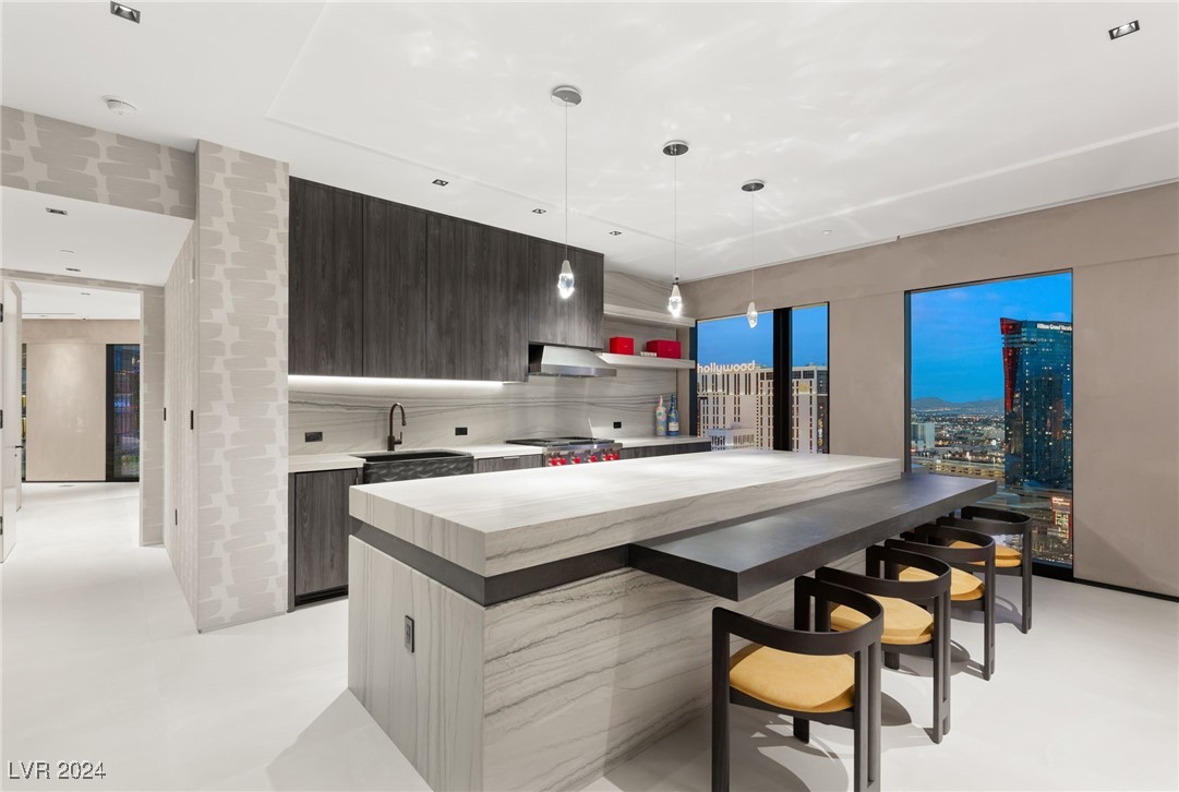 Las Vegas, Nevada 89158, United States, 2 Bedrooms Bedrooms, ,3 BathroomsBathrooms,Residential,Active,27077