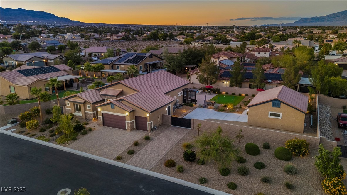 9030 Chiffon Mist Avenue