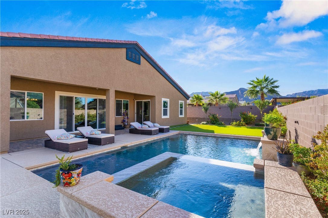 9030 Chiffon Mist Avenue