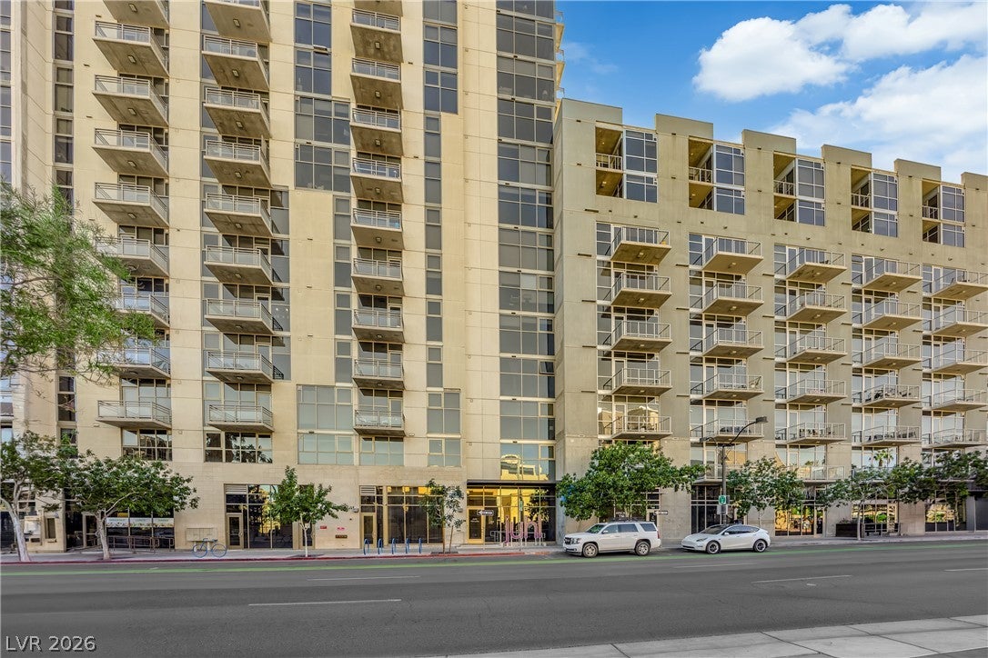 353 E Bonneville Avenue 257