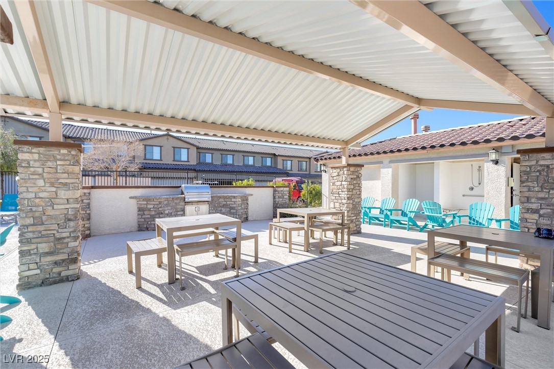 Las Vegas, Nevada 89148, United States, 3 Bedrooms Bedrooms, ,3 BathroomsBathrooms,Residential,Pending,107933