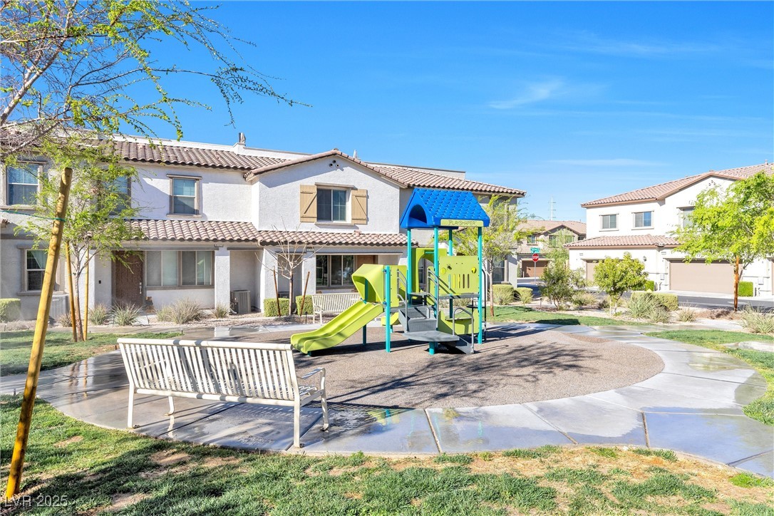 Las Vegas, Nevada 89148, United States, 3 Bedrooms Bedrooms, ,3 BathroomsBathrooms,Residential,Pending,107933