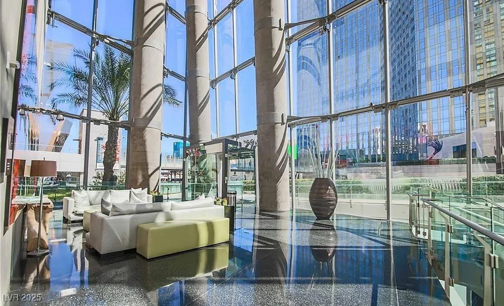 3722 Las Vegas Boulevard 2205