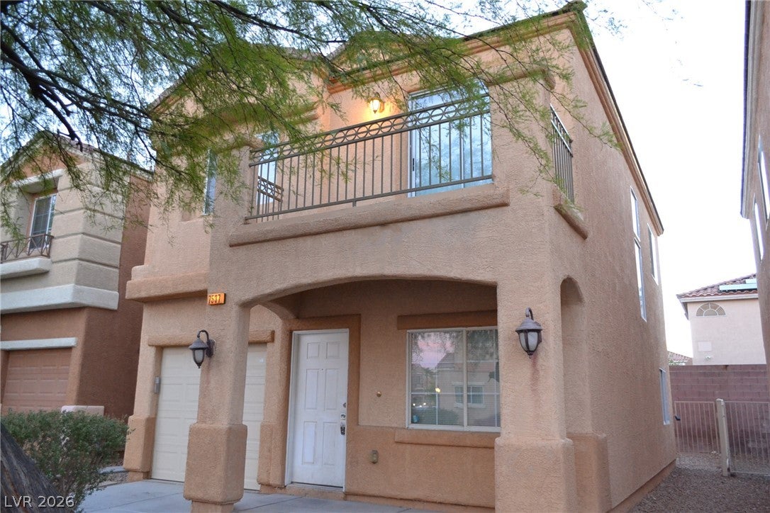 7537 Redwood Point Street