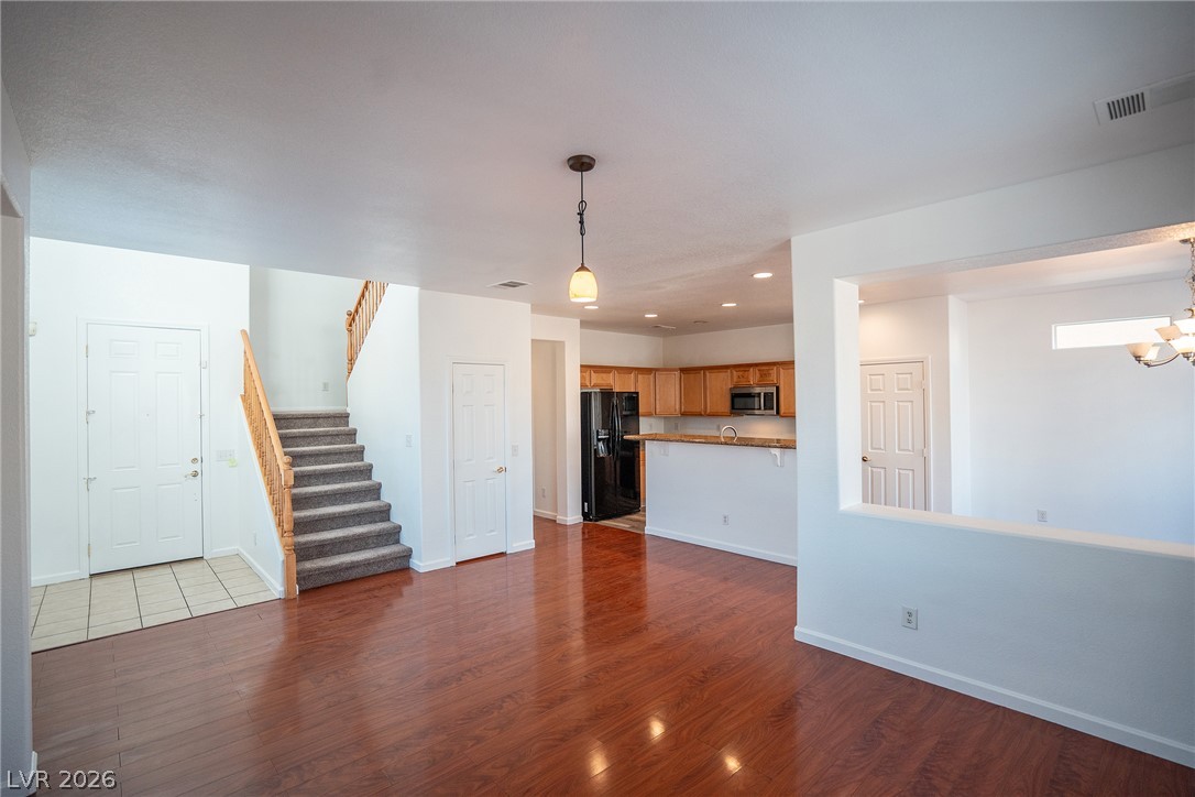 9068 Bold Venture Court