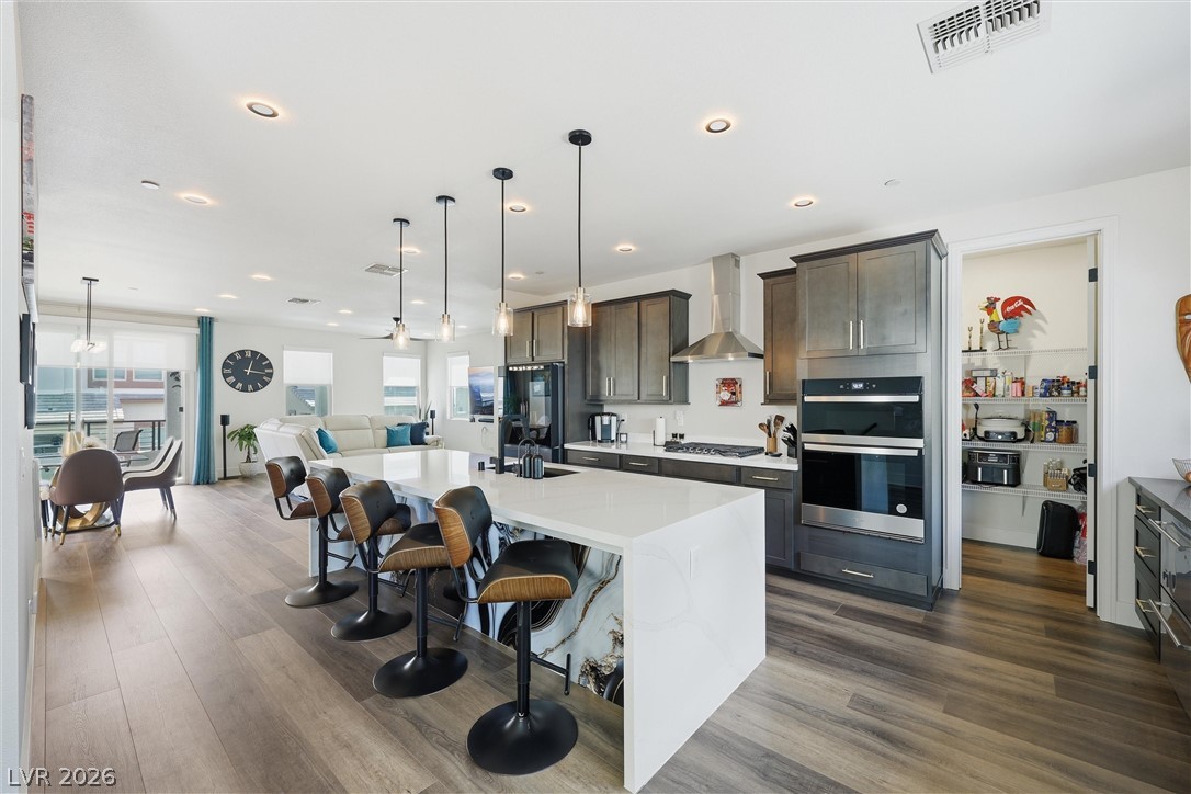 1424 Nocturnal Flight Street