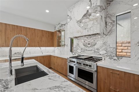 Tiny photo for 5 Gemstar Lane, Las Vegas, NV 89135 (MLS # 2765617)