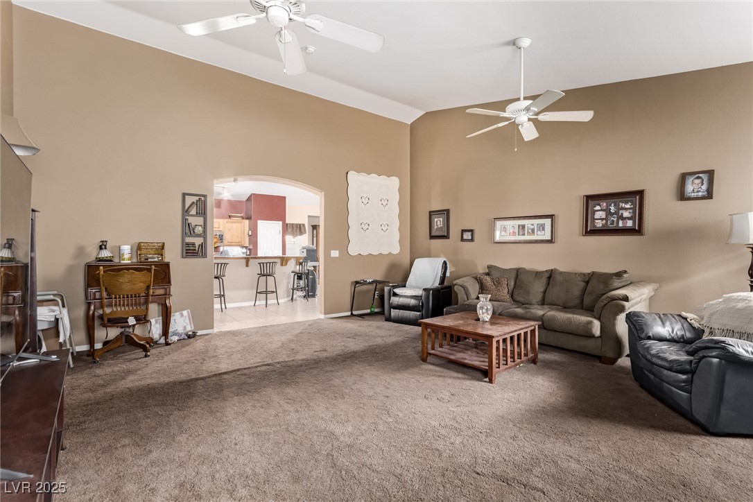 8233 Valley Stream Avenue, Las Vegas, Nevada image 10